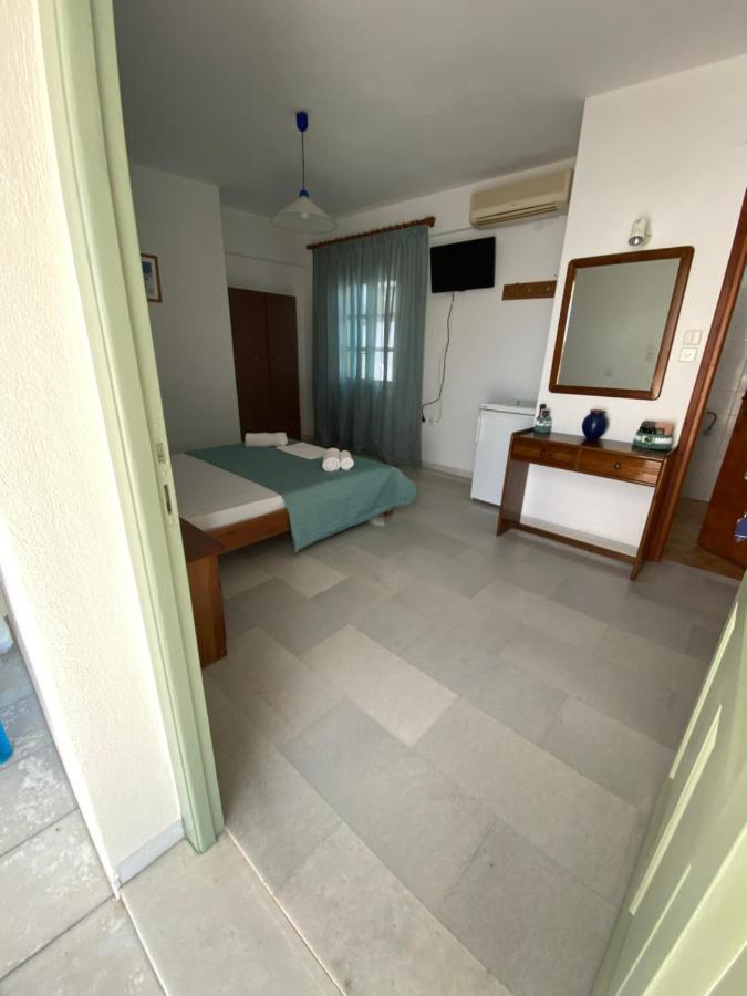 Hotel Asiminas Naxos City Esterno foto