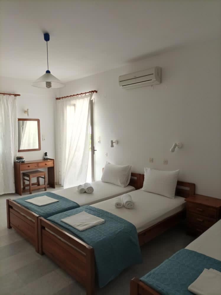 Hotel Asiminas Naxos City Esterno foto